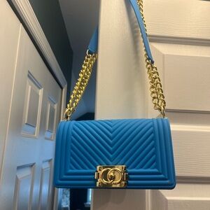 Chic Blue Quilted Shoulder Bag